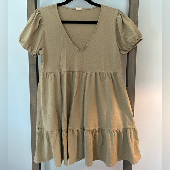 Aritzia mini dress - Picture 1 of 4
